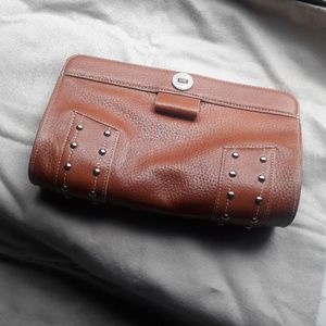 COLE HAAN village sp05 Studded brown clutch